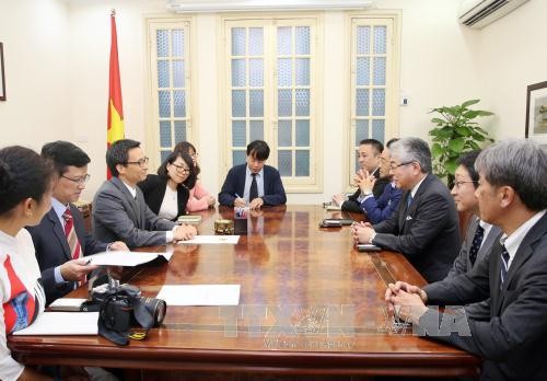 Deputy PM welcomes Asahi Shimbun President - ảnh 1